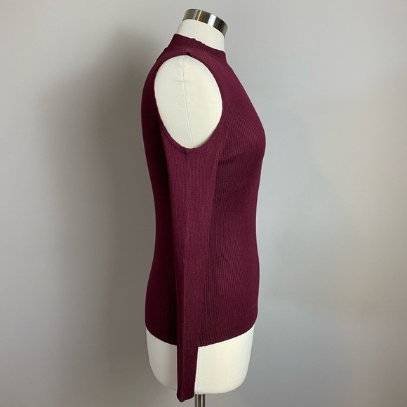 Boutique Knit Top Sweater Cold Shoulder Cut-Out Ribbed Fitted Maroon Burgundy LG - Picture 3 of 9